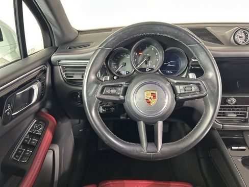 Certified 2023 Porsche Macan Turbo image 22