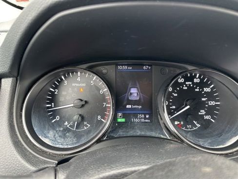 Used 2019 Nissan Rogue S w/ Special Edition Package AWD/4WD image 8