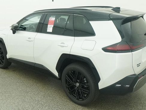 New 2026 Toyota RAV4 XSE w/ Panoramic Sun Roof Package AWD/4WD image 14