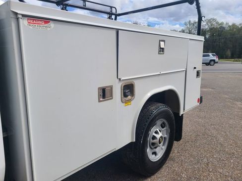 Used 2020 Chevrolet Silverado 2500 W/T w/ WT Convenience Package image 8