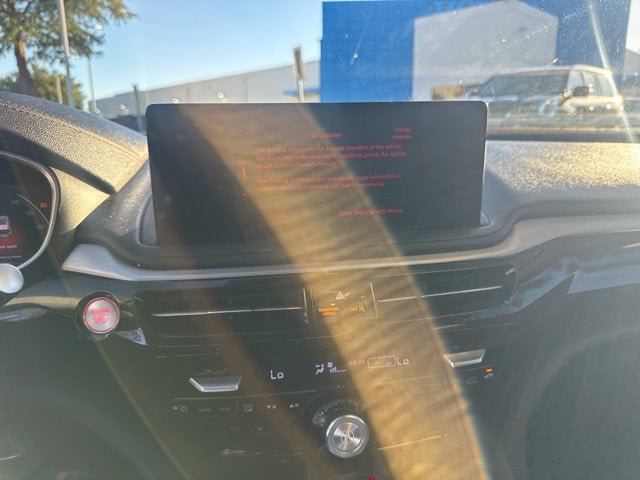 Used 2025 Acura MDX FWD image 8