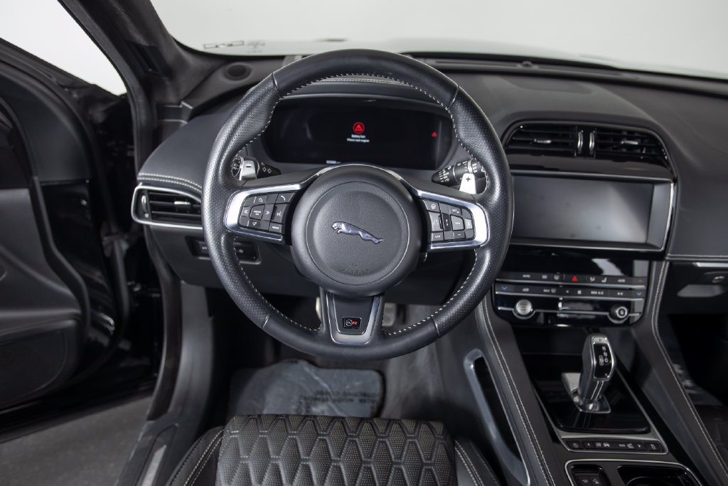 Used 2020 Jaguar F-PACE SVR AWD/4WD image 29