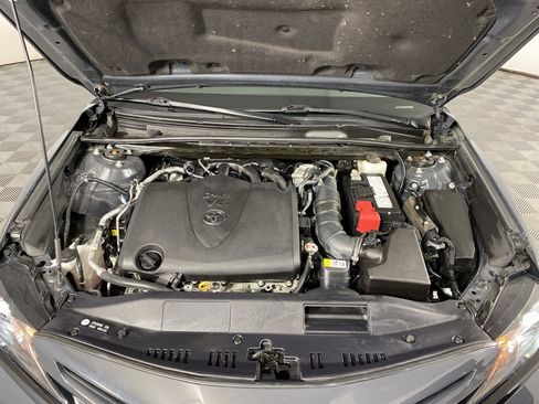 Used 2023 Toyota Camry XSE image 8