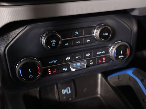Used 2022 Ford Bronco Black Diamond AWD/4WD image 7
