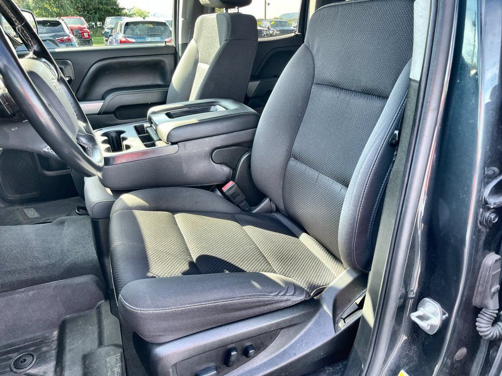 Used 2019 Chevrolet Silverado 1500 LT w/ All Star Edition AWD/4WD image 17