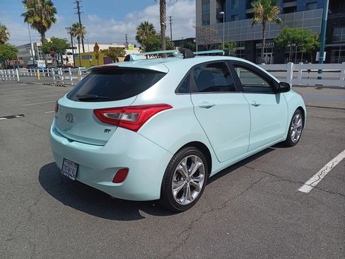 Used 2015 Hyundai Elantra GT w/ Option Group 02 FWD image 8