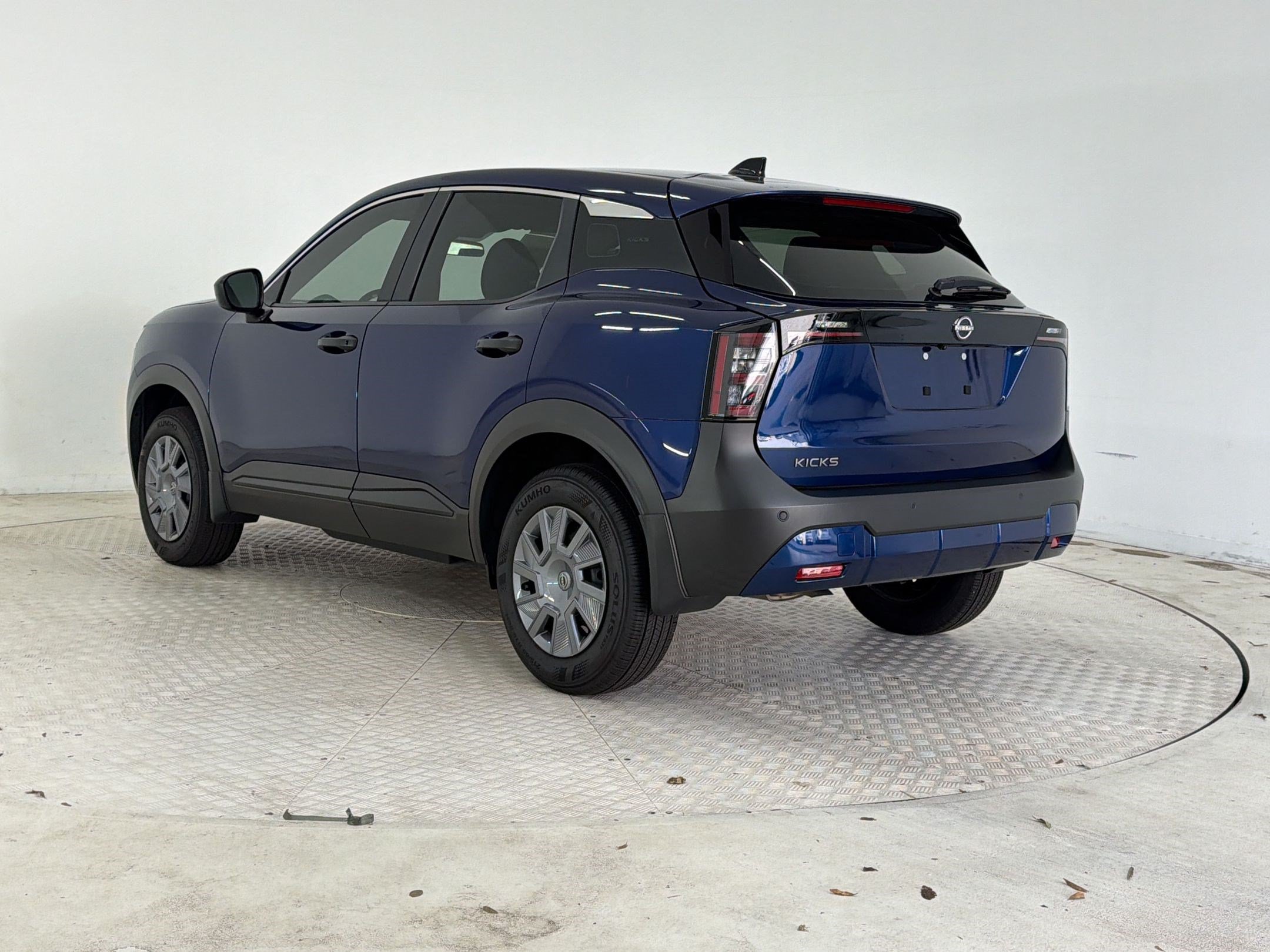 Used 2026 Nissan Kicks S FWD image 3