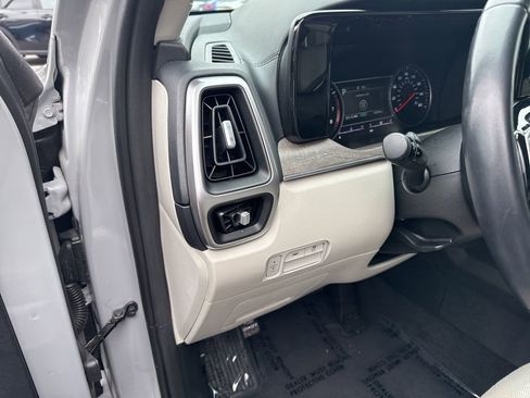 Used 2022 Kia Sorento S w/ Option Group 015 image 21