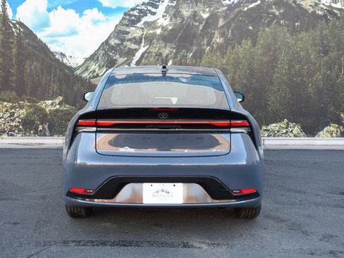 New 2026 Toyota Prius XLE image 5