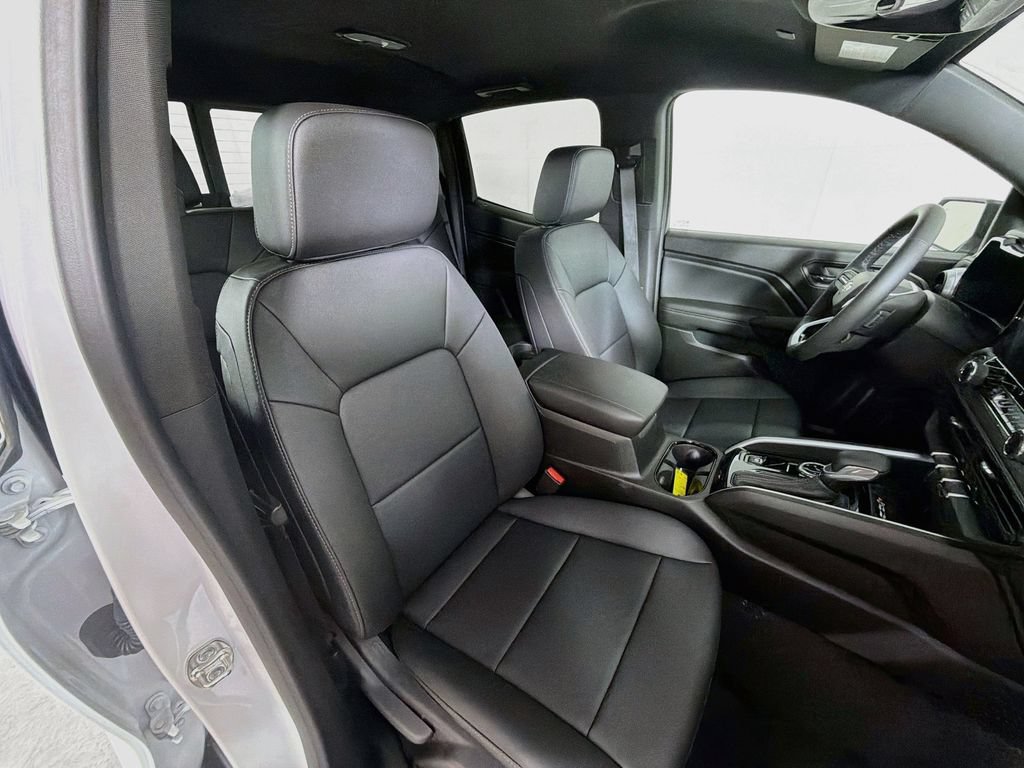 New 2026 Chevrolet Colorado LT w/ LT Convenience Package AWD/4WD image 23