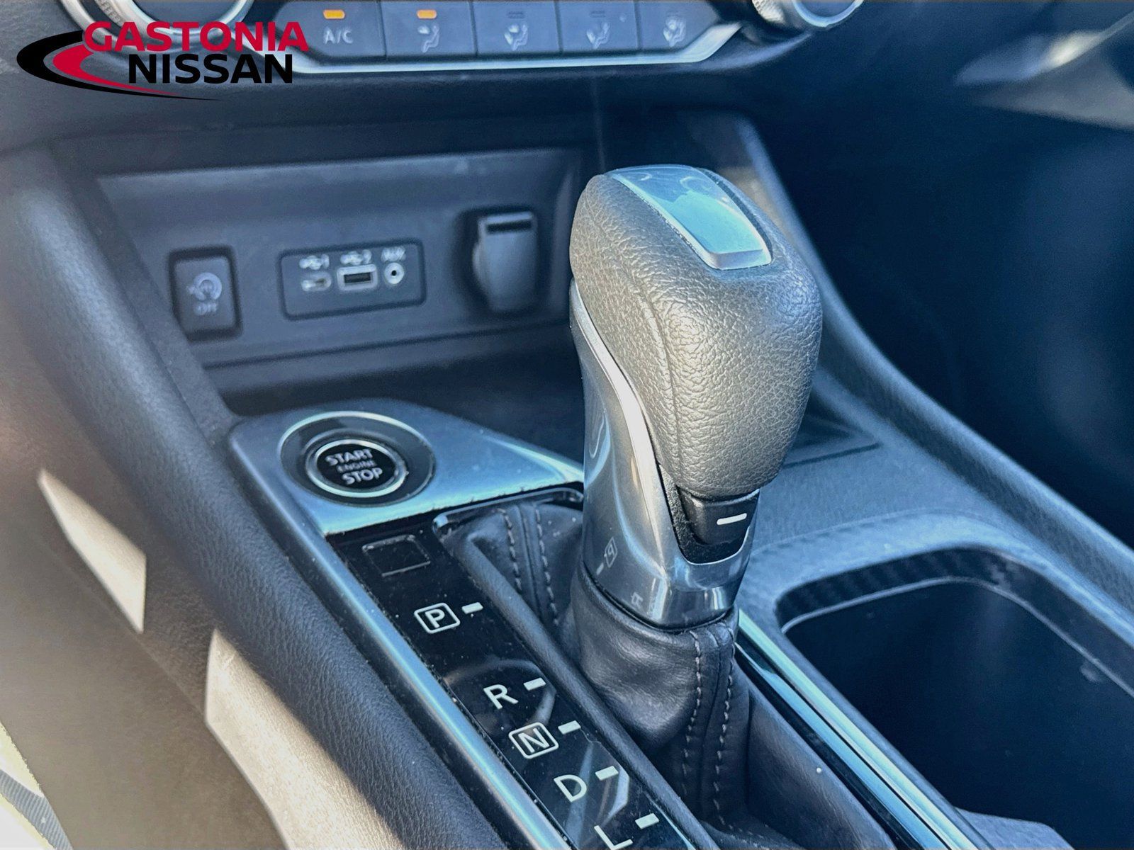 Used 2024 Nissan Sentra SV FWD image 21