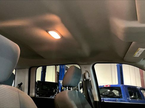 Used 2018 RAM 2500 Tradesman w/ Chrome Appearance Group AWD/4WD image 18