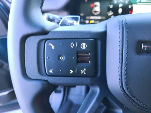 New 2026 Land Rover Defender 110 OCTA image 17