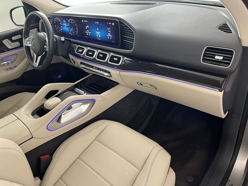 Certified 2020 Mercedes-Benz GLE 350 4MATIC image 26