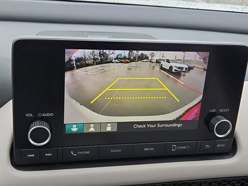 Used 2023 Honda HR-V LX image 22