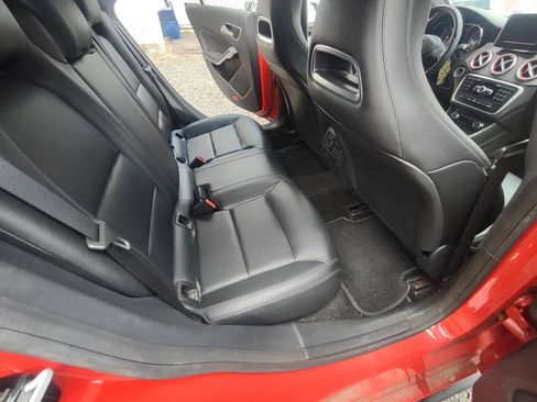 Used 2014 Mercedes-Benz CLA 250 4MATIC image 14