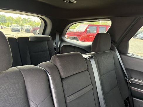 Used 2025 Dodge Durango GT AWD/4WD image 13