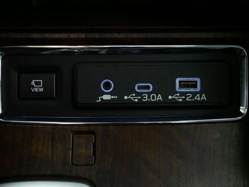 Used 2024 Subaru Ascent Touring image 31