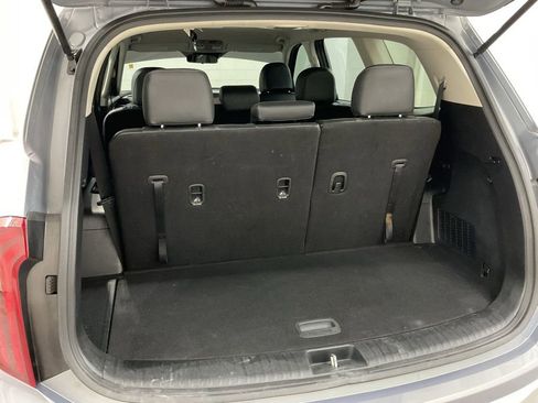 Used 2023 Kia Telluride LX FWD image 23