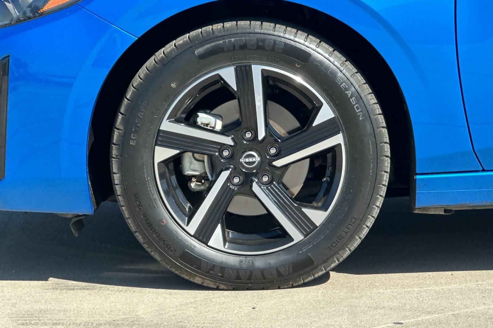 Used 2025 Nissan Sentra SV FWD image 24