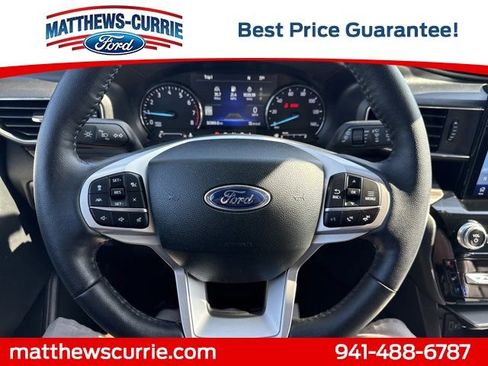 Certified 2023 Ford Explorer Limited w/ Limited Technology Package RWD image 18