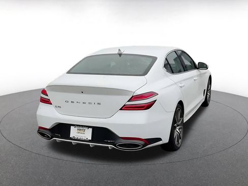 Used 2025 Genesis G70 2.5T image 12