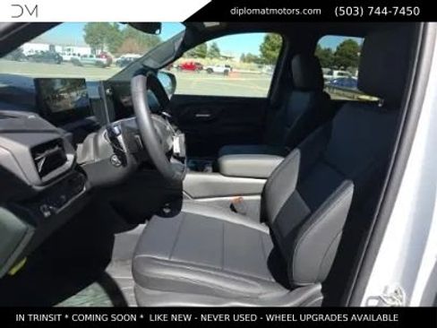 Used 2024 Chevrolet Silverado EV W/T image 9