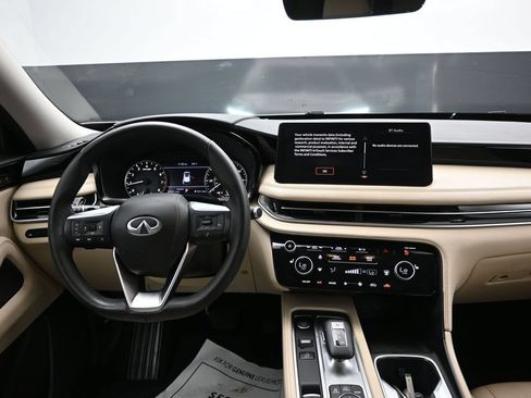 Certified 2025 INFINITI QX60 Pure FWD image 13