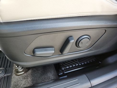 New 2026 Hyundai Tucson Limited image 21