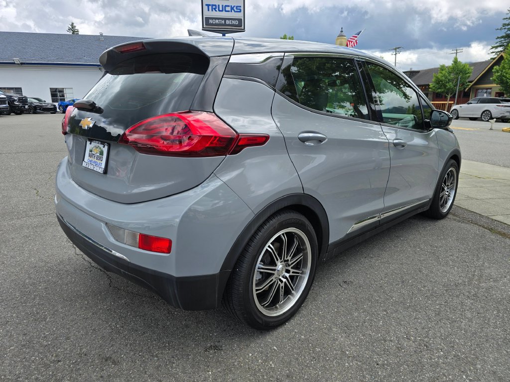 Used 2020 Chevrolet Bolt LT FWD image 5