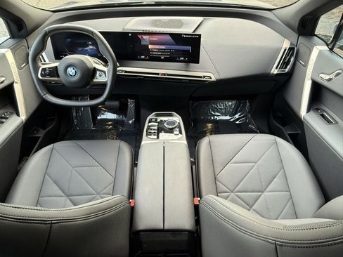 Certified 2023 BMW iX xDrive50 w/ Sport Package image 32