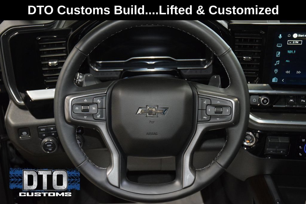 Used 2025 Chevrolet Silverado 1500 High Country w/ Midnight Edition AWD/4WD image 33