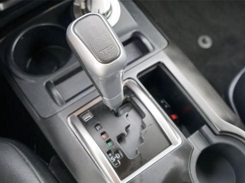 Used 2020 Toyota 4Runner SR5 Premium AWD/4WD image 14