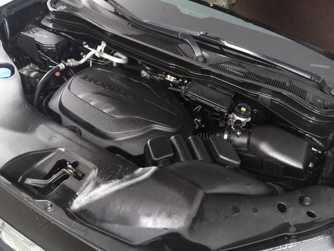 Used 2024 Honda Passport TrailSport image 19