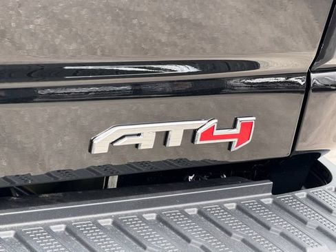 New 2026 GMC Sierra 2500 AT4 w/ AT4 Preferred Package AWD/4WD image 9