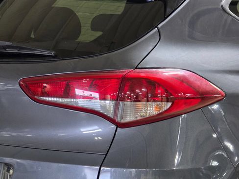 Used 2018 Hyundai Tucson SEL FWD image 12