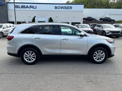 Used 2020 Kia Sorento LX w/ LX I4 Convenience Package AWD/4WD image 6