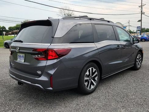 Certified 2026 Honda Odyssey EX-L image 6