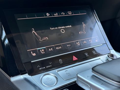 Used 2019 Audi e-tron Premium Plus AWD/4WD image 23