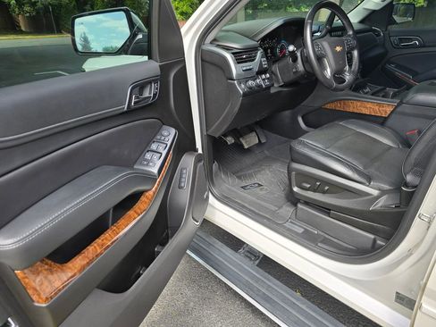 Used 2019 Chevrolet Tahoe Premier image 21