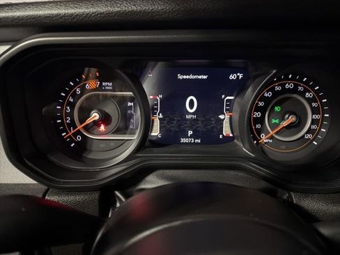 Used 2024 Jeep Wrangler Willys image 19