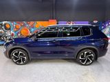 Used 2022 Mitsubishi Outlander SEL image 2