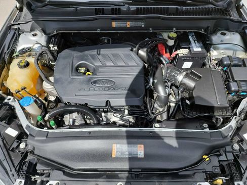 Used 2017 Ford Fusion SE w/ Fusion SE Technology Package FWD image 35