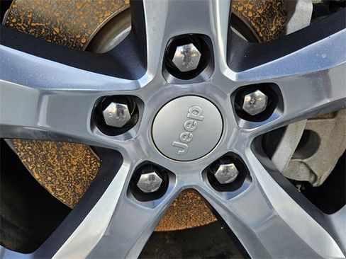 Used 2021 Jeep Grand Cherokee L Limited image 8