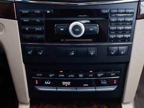 Used 2010 Mercedes-Benz E 350 Coupe image 32
