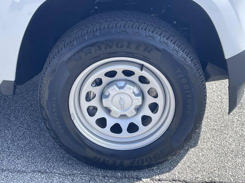 Used 2023 Chevrolet Colorado W/T w/ Advanced Trailering Package image 10