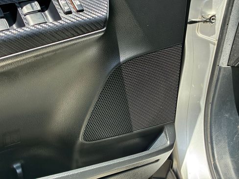 Used 2015 Toyota RAV4 LE FWD image 14