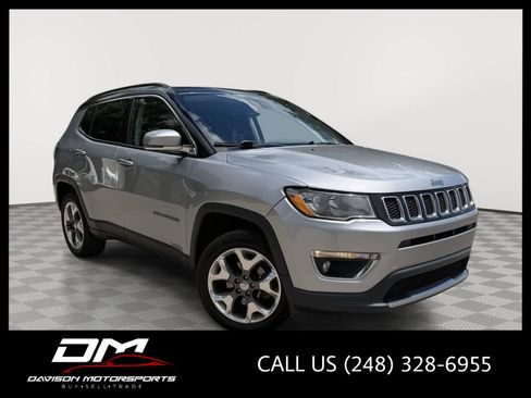 Used 2019 Jeep Compass Limited AWD/4WD image 1