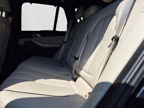 Used 2022 BMW X5 M50i w/ Executive Package AWD/4WD image 13