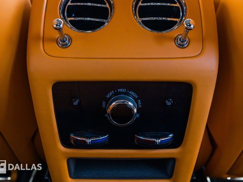 Used 2024 Rolls-Royce Ghost image 36